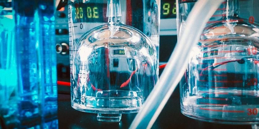 Hydrogen fuel cell in a laboratory